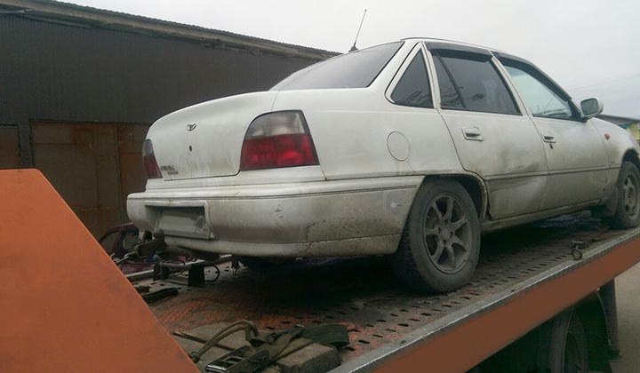 Эвакуация легкового автомобиля